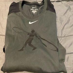 Nike baseball raglan shirt size large